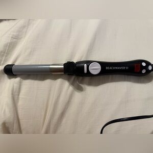 The Beachwaver Co. Beachwaver S1 Rotating Curling Iron